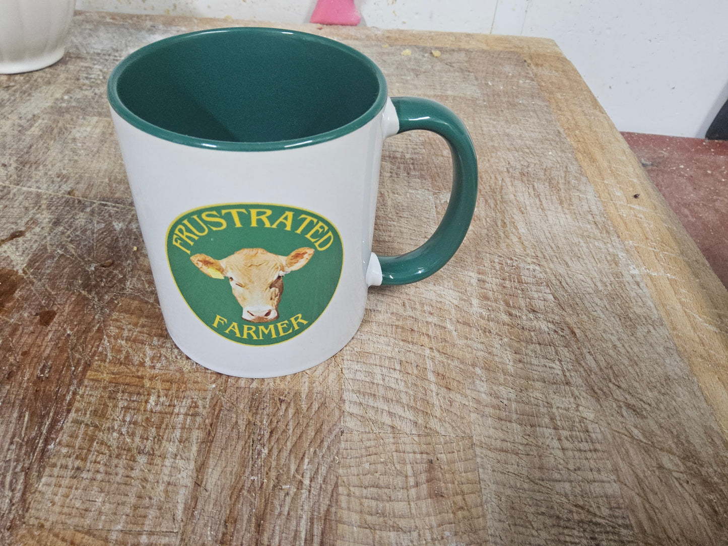 green mug
